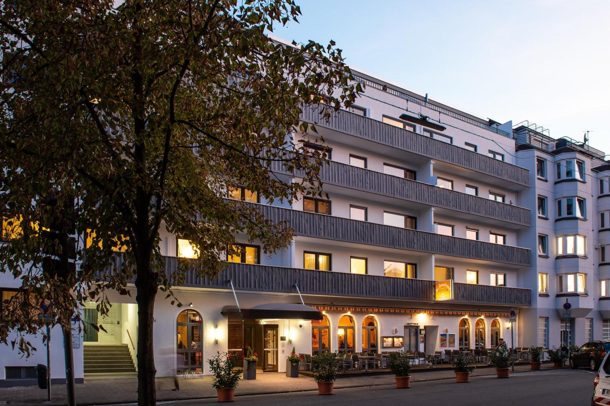 Saar City Hotel Saarbrücken Exterior foto