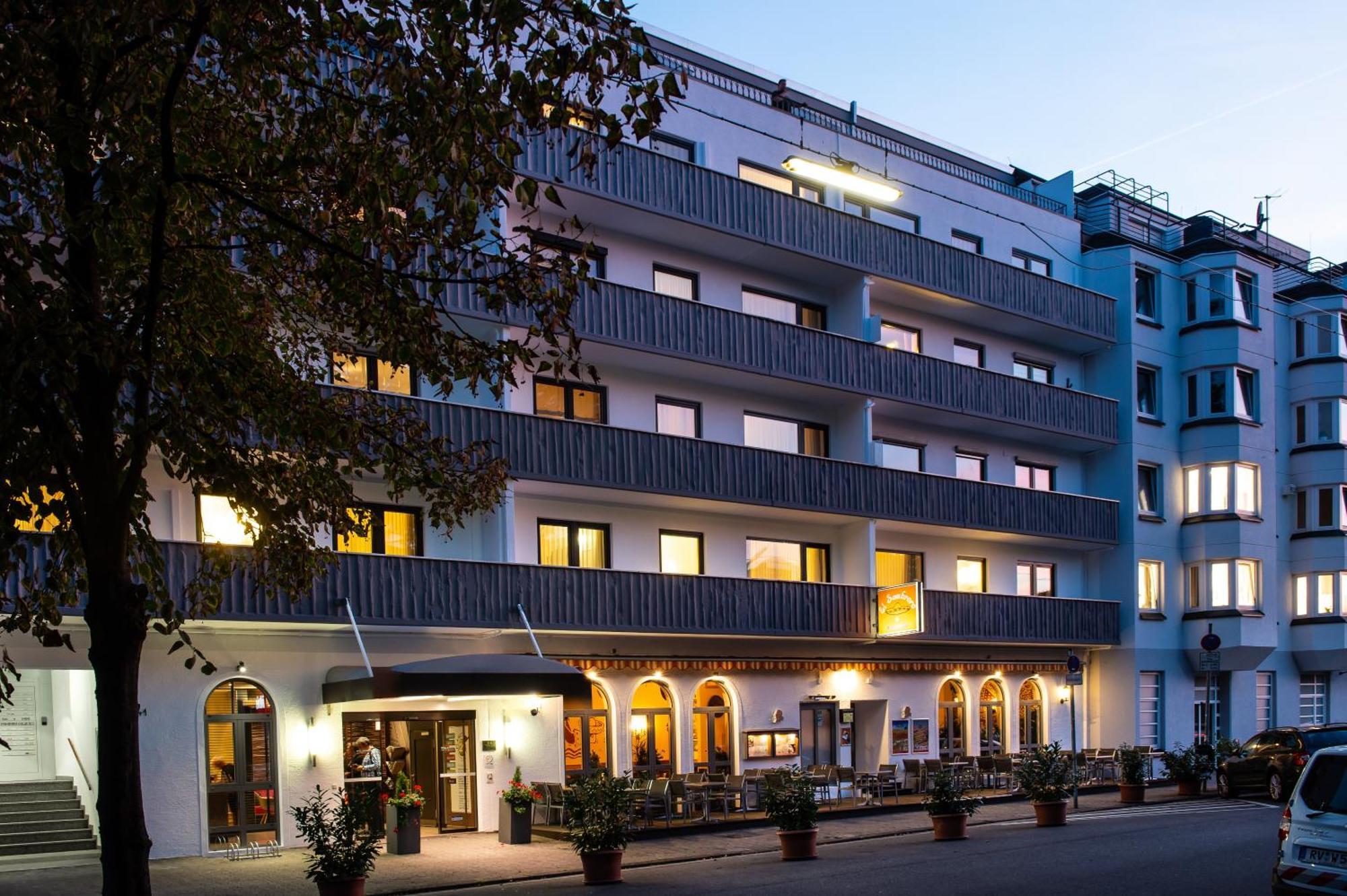 Saar City Hotel Saarbrücken Exterior foto