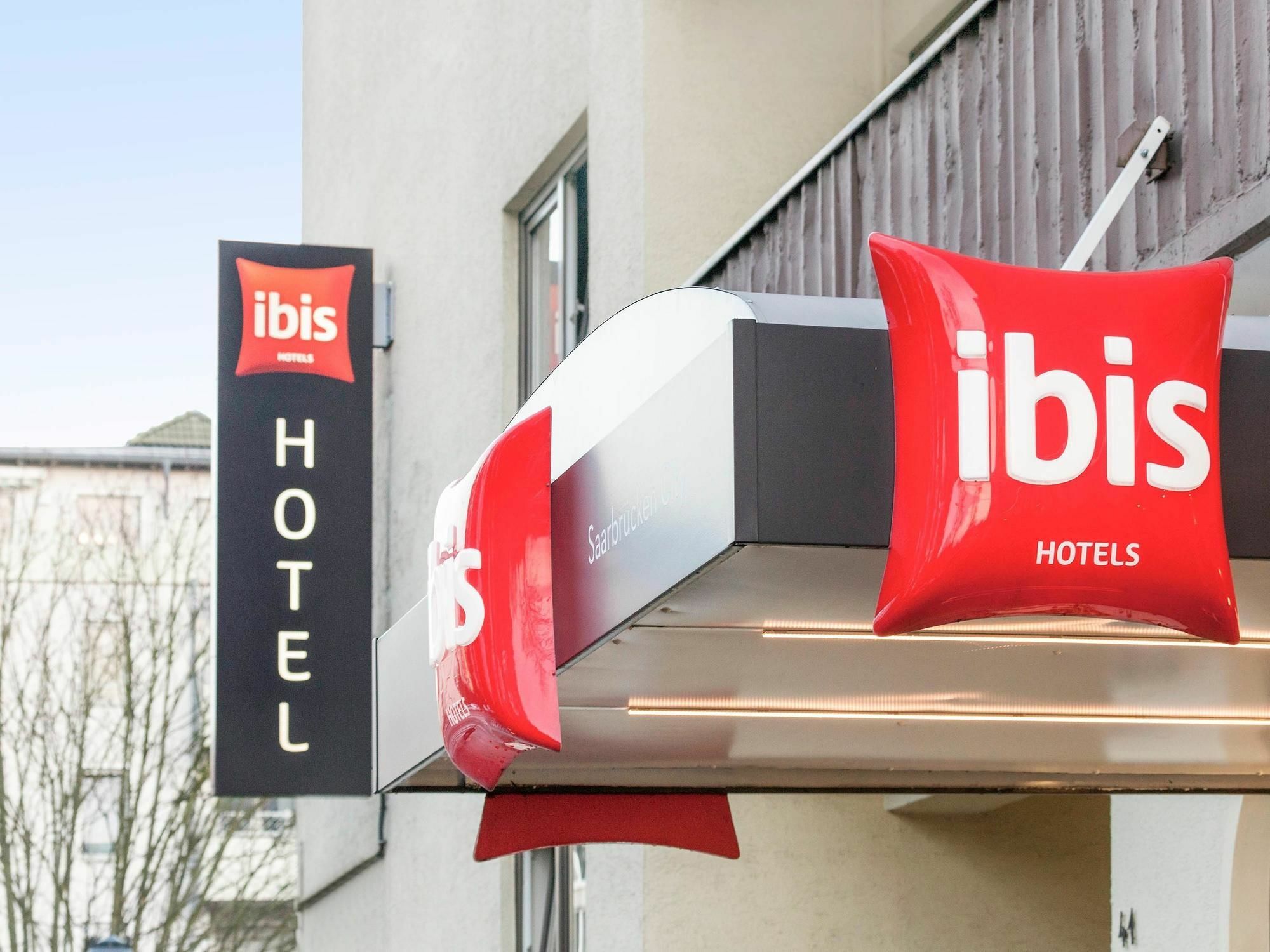 Saar City Hotel Saarbrücken Exterior foto