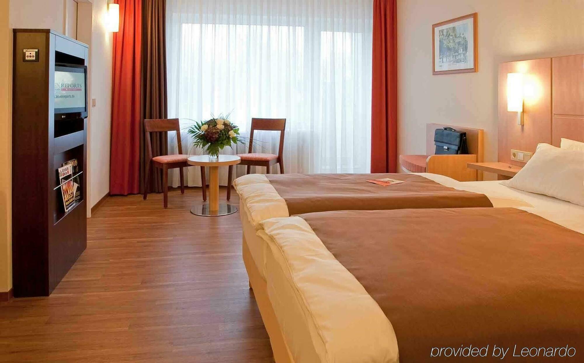 Saar City Hotel Saarbrücken Exterior foto